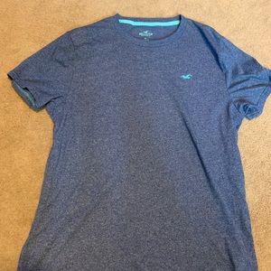 Men’s hollister t-shirt